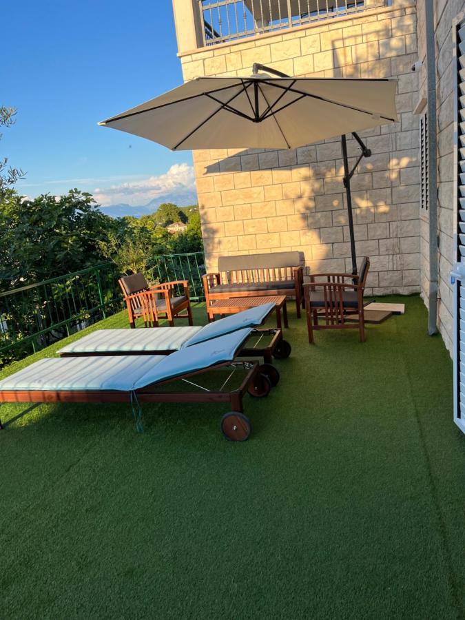 Great View Apartment Sutivan Luaran gambar