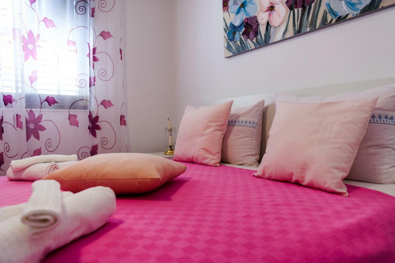 Great View Apartment Sutivan Luaran gambar