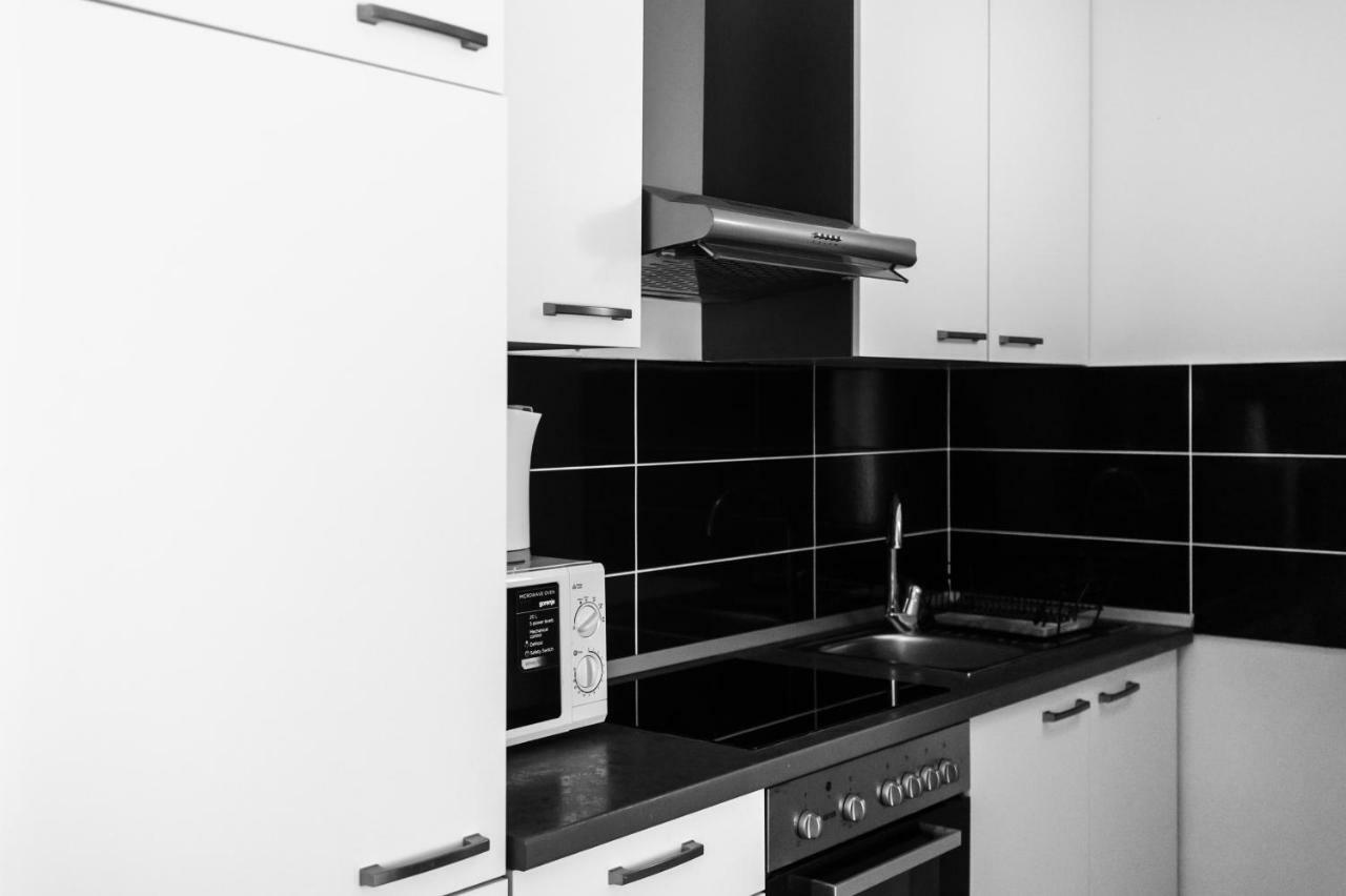 Great View Apartment Sutivan Luaran gambar